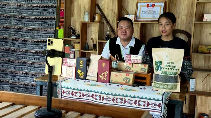 Người dân Lào Cai dần được tiếp cận công nghệ, phát triển sinh kế số và quảng bá văn hóa bản địa.