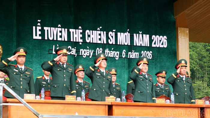 Các đại biểu tham dự Lễ tuyên thệ chiến sĩ mới năm 2026