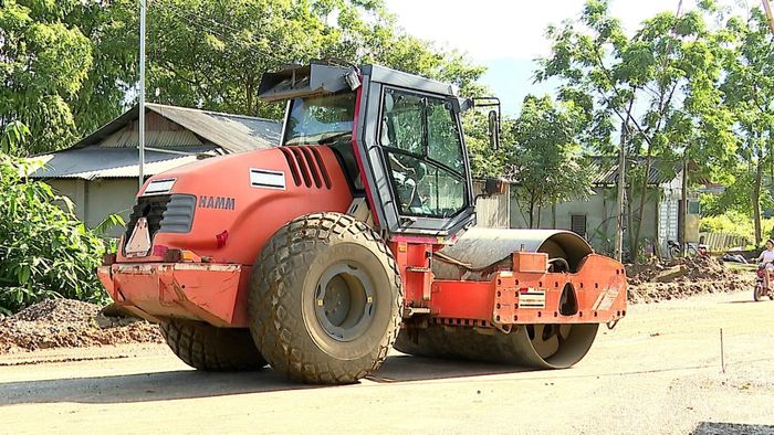 Nhà thầu đẩy nhanh tiến độ thi công các hạng mục cuối cùng của dự án.