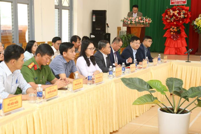 Các đại biểu tham dự hội nghị