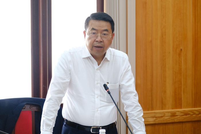 Đồng chí Tôn Thiện San, Tỉnh ủy viên, Giám đốc Sở Tài chính phát biểu tại buổi làm việc
