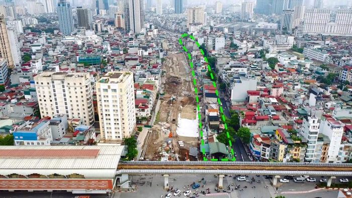 Đây là khu dân cư có 2 mặt tiền là đường La Thành và Vành đai 1, kéo dài từ nút giao Láng Hạ đến Hoàng Cầu.