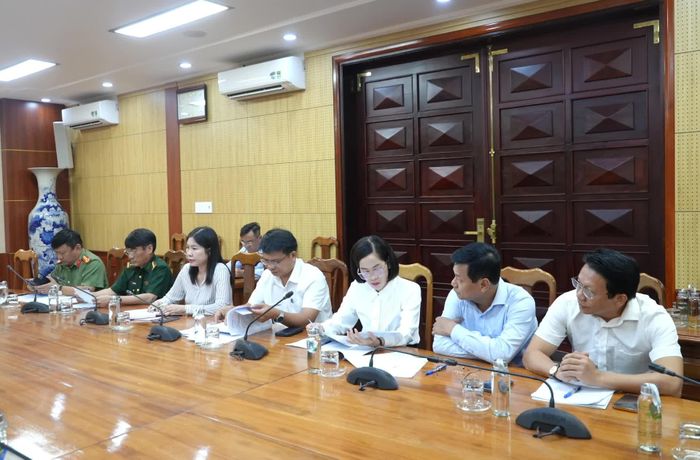 Các đại biểu tham dự buổi làm việc - Ảnh: T.Đ
