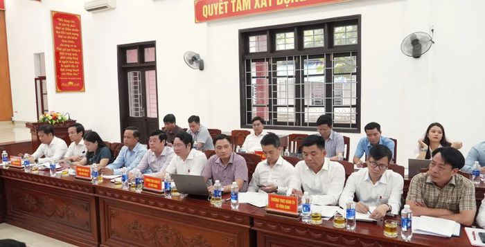 Đại biểu tham dự buổi làm việc - Ảnh: Q.V