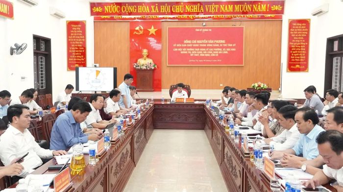 Quang cảnh buổi làm việc - Ảnh: Q.V
