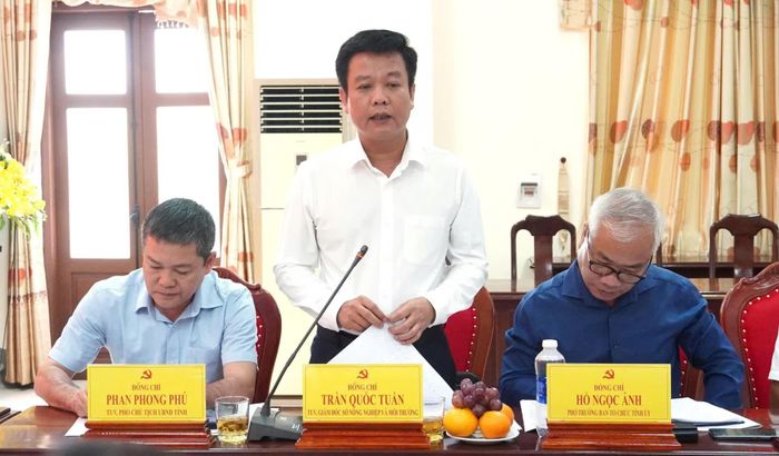 Đại diện lãnh đạo Sở Nông nghiệp và Môi trường phát biểu tại buổi làm việc - Ảnh: Q.V