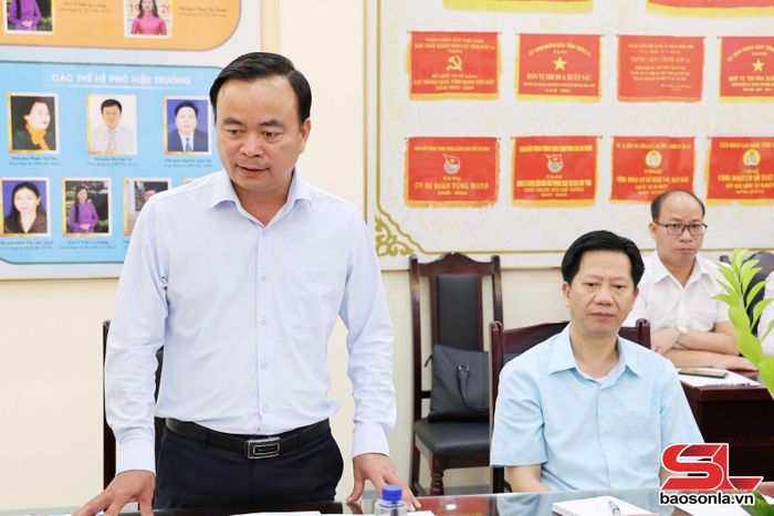 Đồng chí Phó Chủ tịch Thường trực UBND tỉnh phát biểu tại cuộc kiểm tra.
