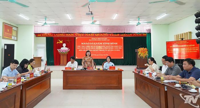 Quang cảnh buổi làm việc.