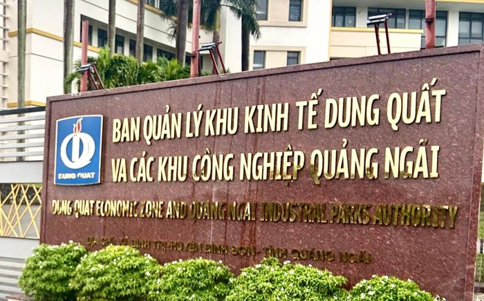 Tỉnh Quảng Ngãi đã điều chỉnh, bãi bỏ 16 thủ tục hành chính thuộc thẩm quyền giải quyết về đầu tư đối với BQL KKT Dung Quất và các KCN Quảng Ngãi.