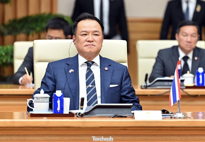 Hai nước đang phấn đấu sớm đưa kim ngạch thương mại song phương từ mức 22 tỷ USD hiện nay lên mức 25 tỷ USD theo hướng cân bằng, bền vững, đẩy nhanh các thủ tục cấp phép, mở cửa thị trường cho một số sản phẩm nông nghiệp tiềm năng.