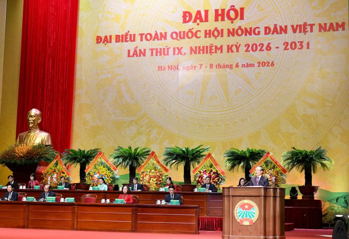 Chủ tịch Ban Chấp hành Trung ương Hội Nông dân Việt Nam Lương Quốc Đoàn trình bày Diễn văn khai mạc Đại hội