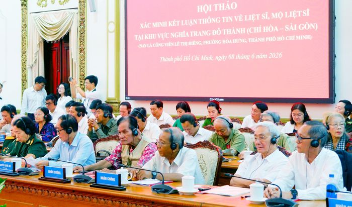 Các cựu chiến binh, anh hùng lực lượng vũ trang, nhân chứng lịch sử tham dự hội thảo