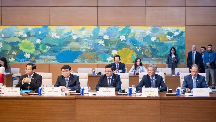 Các đại biểu tham dự cuộc hội kiến