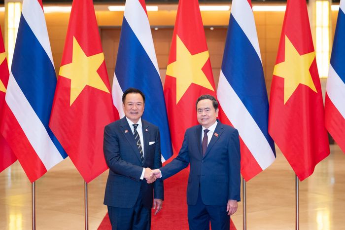 Chủ tịch Quốc hội Trần Thanh Mẫn và Thủ tướng Thái Lan Anutin Charnvirakul