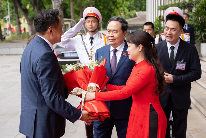 Chủ tịch Quốc hội Trần Thanh Mẫn đón Thủ tướng Thái Lan Anutin Charnvirakul