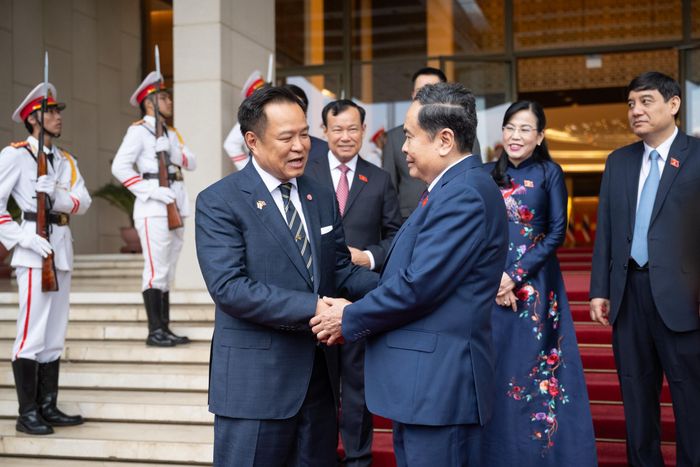 Chủ tịch Quốc hội Trần Thanh Mẫn tiễn Thủ tướng Thái Lan Anutin Charnvirakul