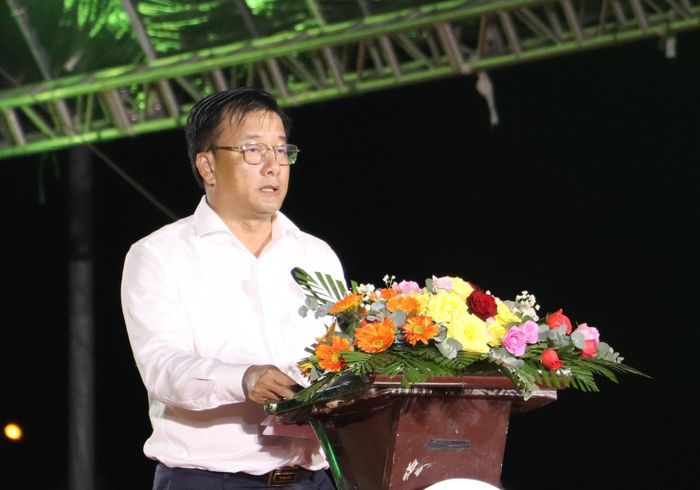 Phó Chủ tịch UBND tỉnh Đồng Tháp Nguyễn Phước Thiện phát biểu bế mạc lễ hội