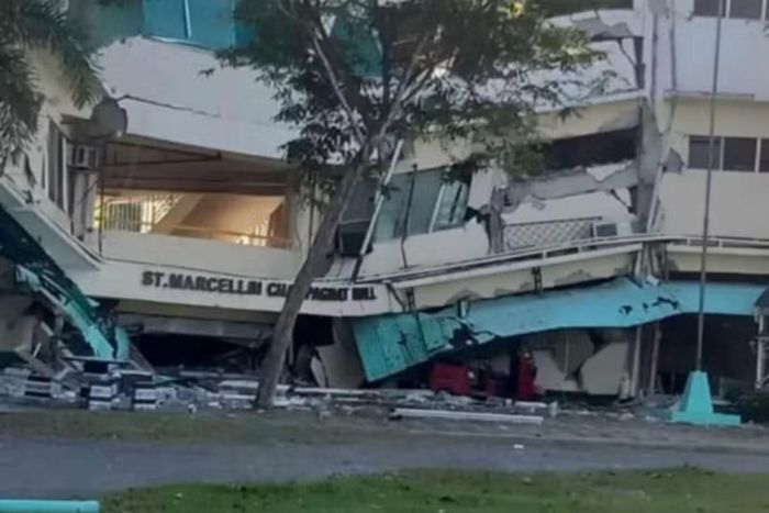 Tòa nhà của Đại học Notre Dame tại thành phố General Santos bị sập sau trận động đất. Ảnh: Inquirer