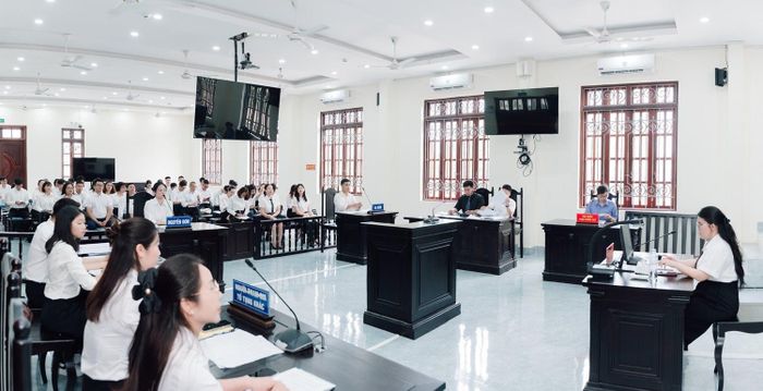 Một số hình ảnh của buổi diễn án