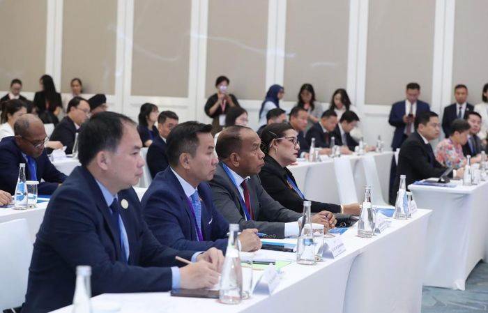 Các đại biểu đánh giá cao sáng kiến tổ chức tọa đàm của Việt Nam, góp phần tạo dựng không gian đối thoại định kỳ giữa các chính đảng, học giả, các viện nghiên cứu và các trung tâm nghiên cứu chiến lược trong khu vực. Ảnh: Trần Huấn