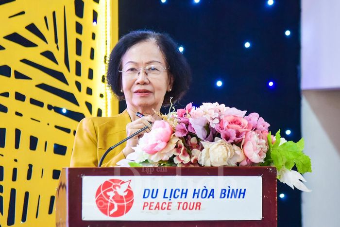 “Việc các đầu bếp Việt Nam chinh phục được ban giám khảo quốc tế khó tính cho thấy ẩm thực Việt có đủ bản sắc, kỹ thuật và sức hấp dẫn để vươn xa”.