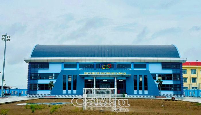 Nhà Thi đấu thể thao tổng hợp xã Vĩnh Lợi vừa đưa vào hoạt động.