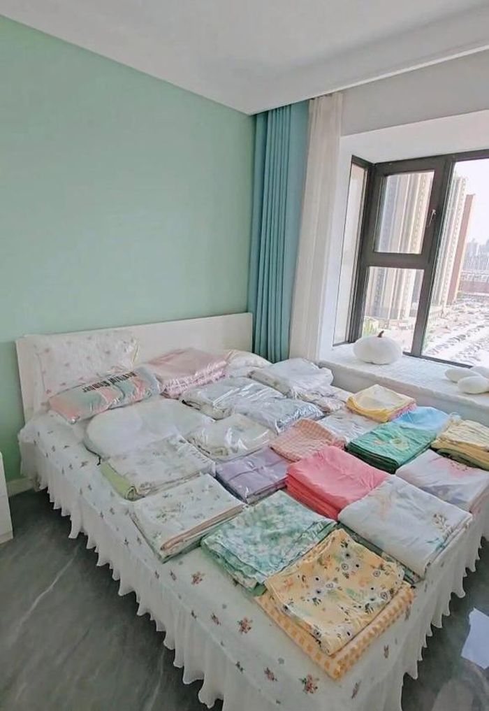 Chăn ga gối đệm là một trong những món đồ chiếm diện tích lưu trữ nhiều nhất trong nhà.