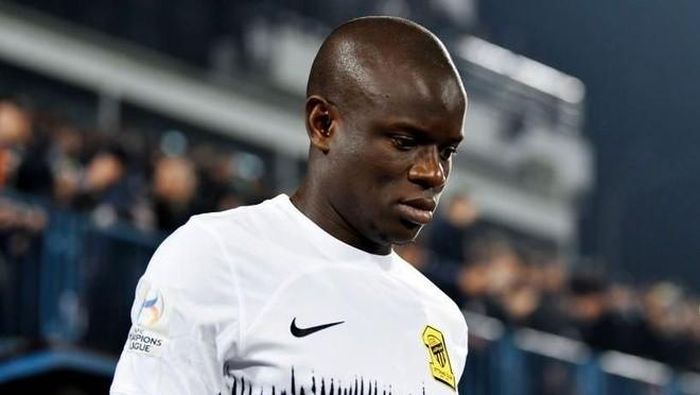 Chưa có tin nào chắc chắn khẳng định Mbappé và Kanté có hiềm khích.
