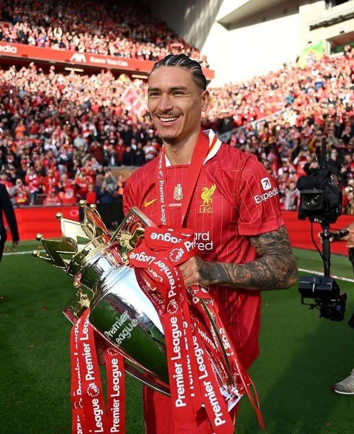 Chức vô địch Premier League là một trong những dấu ấn lớn nhất của Núnẽz tại Anfiel