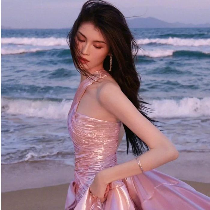 Người đẹp sinh năm 1989 từng có 8 năm liên tiếp sải bước trên sân khấu Victoria's Secret. (Ảnh: msn.com)