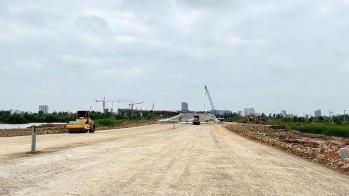 Cầu Nguyễn Trãi - công trình giao thông trọng điểm của TP. Hải Phòng, sau 15 tháng thi công đã hoàn thành hơn 52% giá trị hợp đồng xây lắp. 