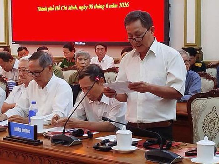 Đại diện các nhân chứng phát biểu