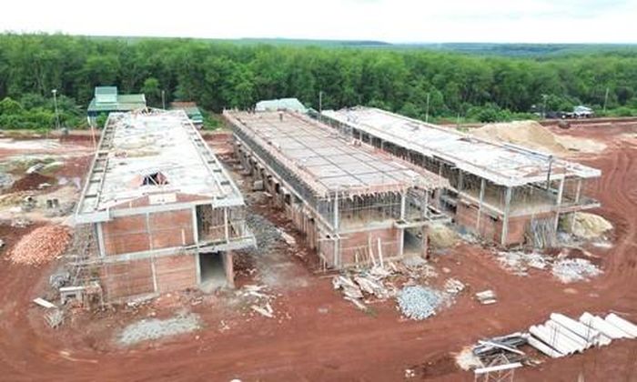 Bảy trường nội trú biên giới đang được đẩy nhanh tiến độ.