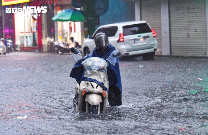 Miền Bắc chuyển mưa lớn từ chiều tối 8/6. (Ảnh minh họa)
