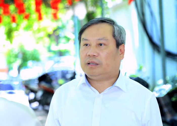 Ủy viên Trung ương Đảng, Phó Bí thư Thành ủy, Chủ tịch UBND thành phố Hà Nội Vũ Đại Thắng trả lời phỏng vấn. Ảnh: Đình Hiệp