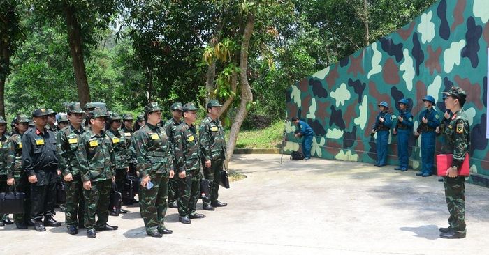 Xã Cổ Đô khai mạc diễn tập tác chiến trong khu vực phòng thủ. Ảnh: QP