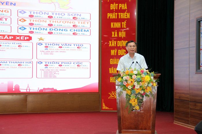 Bí thư Đảng ủy, Chủ tịch HĐND xã Mỹ Đức Đặng Văn Cảnh phát biểu kết luận tại hội nghị. Ảnh: Biên Phạm
