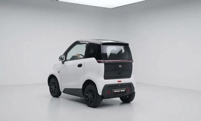 Một trong những điểm nổi bật nhất của Nano S05 chính là kích thước cực kỳ nhỏ gọn.