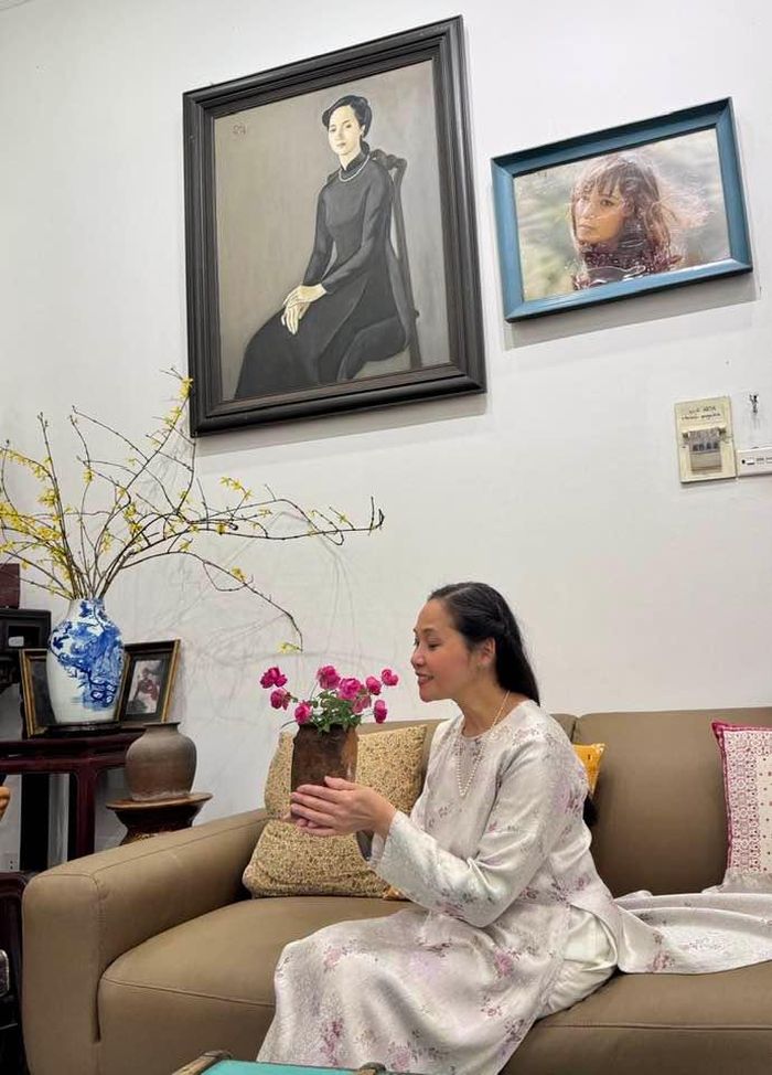 Khi trở lại quê hương, NSƯT Lê Vi đã hạnh phúc ghi lại những khoảnh khắc bình yên và ấm áp ở nơi đây.