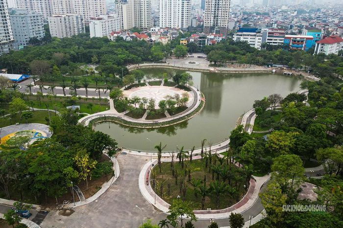 Toàn cảnh Công viên Cầu Giấy nhìn từ trên cao.