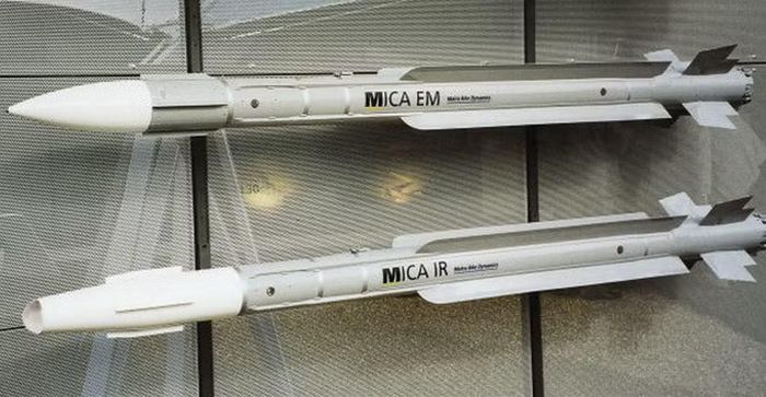 Tuy nhiên, các chỉ huy quân sự không có nhiều lựa chọn trong những tình huống như vậy. Khi mục tiêu xuất hiện trên màn hình radar, không ai có thể biết chắc đó là UAV trinh sát, UAV mang thuốc nổ hay một phương tiện đang thực hiện nhiệm vụ thu thập thông tin tình báo.