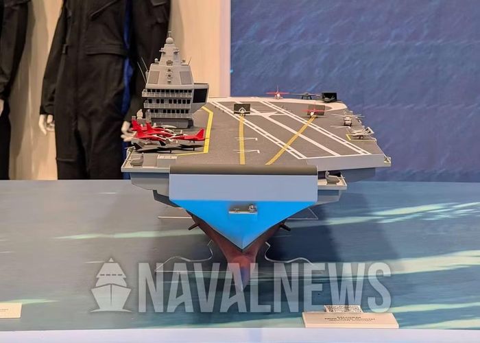 Điều đáng chú ý nữa là vào tháng 7/2025, người đứng đầu Cơ quan Công nghiệp Quốc phòng Thổ Nhĩ Kỳ tuyên bố dự án đã được tăng chiều dài từ 285 lên 300 m, nhưng bài thuyết trình của Chuẩn đô đốc Hakan Ucar đã bác bỏ tin đồn nói trên.