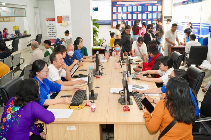 TP.HCM cần được trao quyền rộng hơn trong quyết định tổ chức bộ máy, biên chế, chính sách thu nhập, đào tạo, tuyển dụng, sử dụng và thu hút nhân tài. Ảnh: THUẬN VĂN 