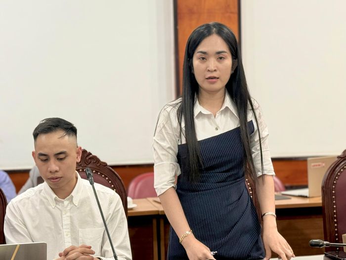 Đại diện phường Sài Gòn góp ý tại buổi làm việc. Ảnh: HẢI NHI