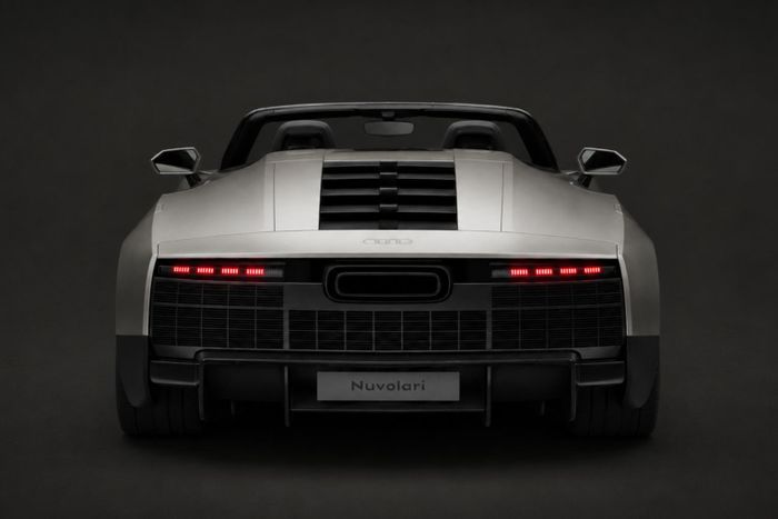  Nếu đúng như những gì vị CEO tiết lộ, Audi Nuvolari Spyder sẽ có số lượng sản xuất còn ít hơn 499 chiếc của phiên bản coupe, qua đó trở thành một trong những mẫu xe mang logo 4 vòng tròn độc quyền nhất của Audi. 