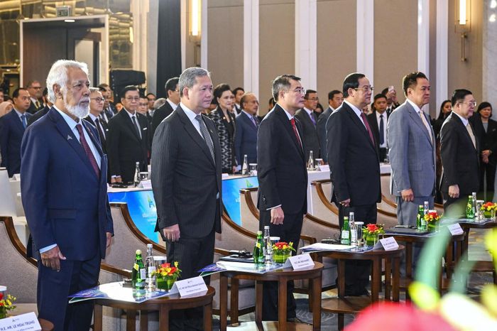  Các nhà lãnh đạo hàng đầu khu vực tham dự khai mạc Diễn đàn Tương lai ASEAN 2026. Ảnh: Việt Linh. 