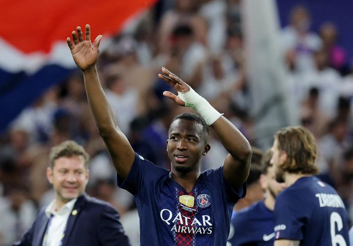 Pacho đang là trụ cột của PSG. Ảnh: Reuters.