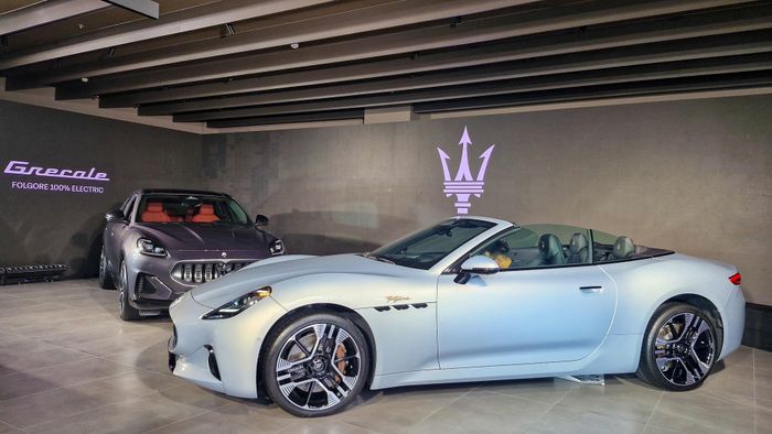 Maserati GranCabrio Folgore được bán với giá 13,314 tỷ đồng. Ảnh: Phúc Hậu.
