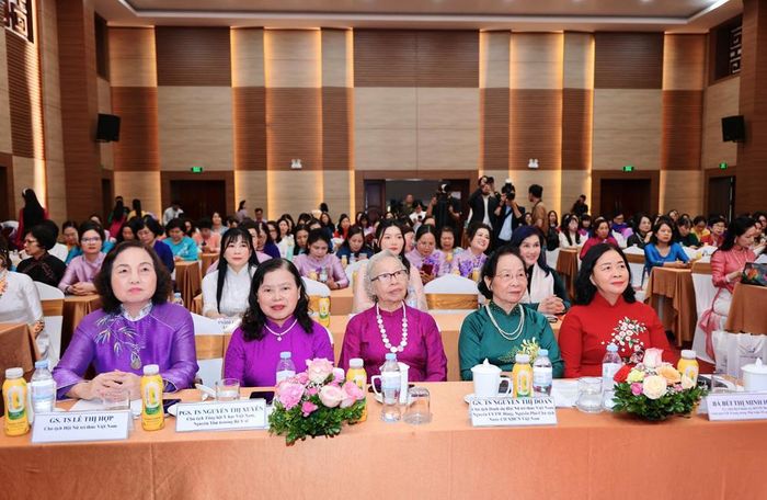 Các đại biểu dự chương trình