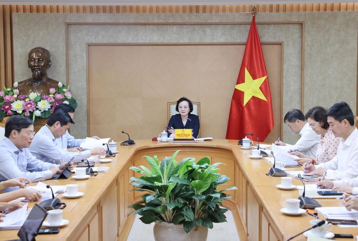 Phó Thủ tướng Phạm Thị Thanh Trà chủ trì cuộc làm việc về Đề án thành lập thành phố Quảng Ninh trực thuộc Trung ương. Ảnh: Lâm Khánh - TTXVN